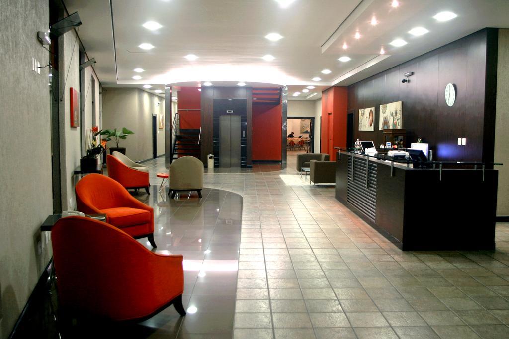 Hotel Dom Henrique Timoteo Экстерьер фото